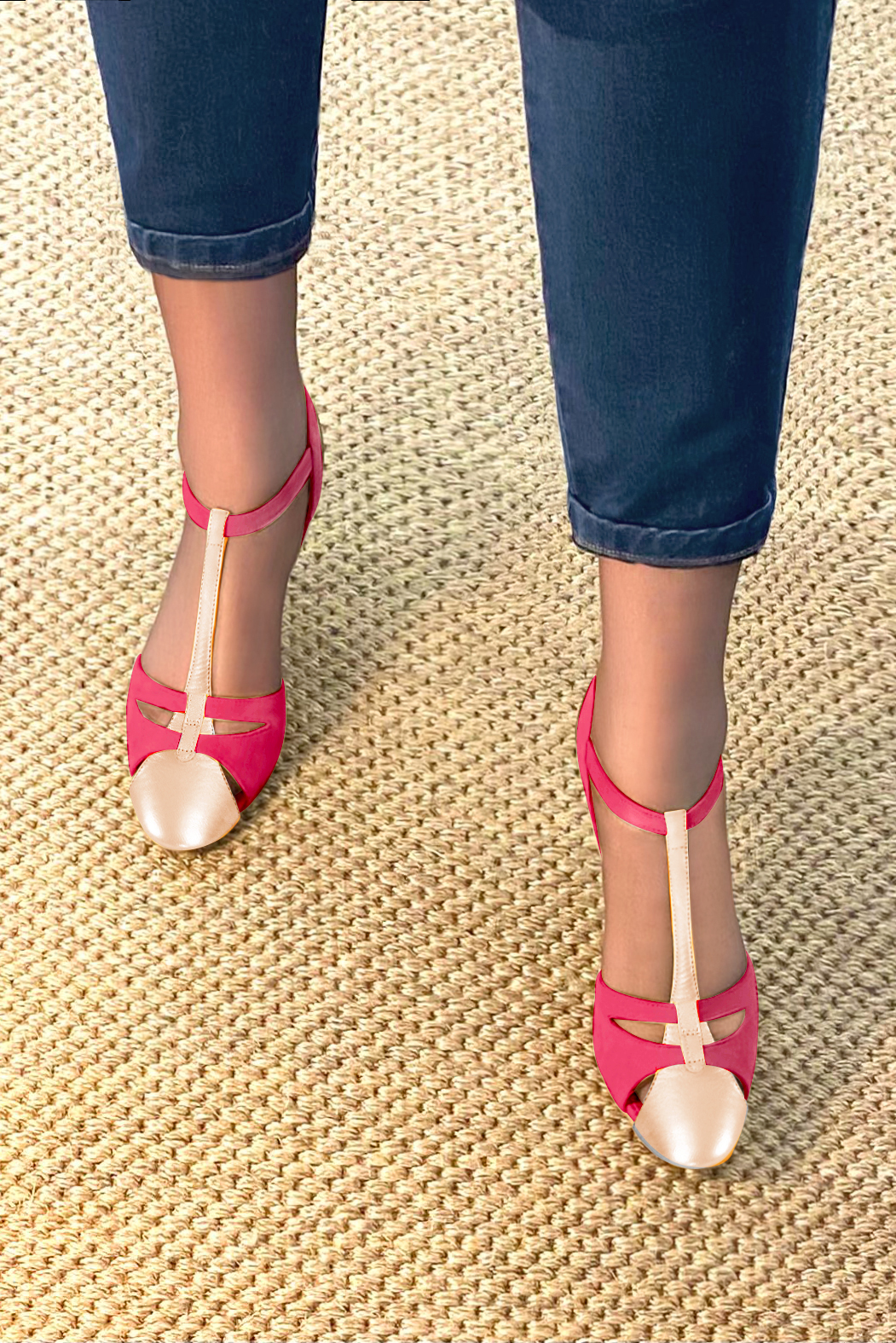 Gold and fuschia pink women's open back T-strap shoes. Round toe. High kitten heels. Worn view - Florence KOOIJMAN